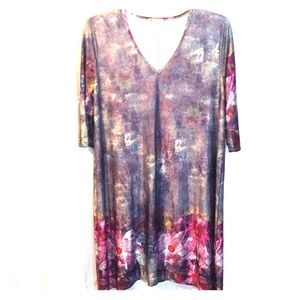 Super cute long tunic top!